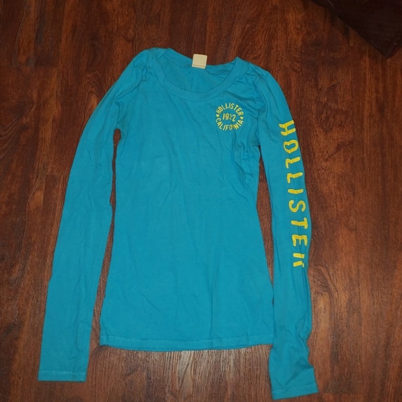 Hollister Other - Long sleeve shirt